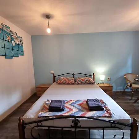 Apartment Breeze In The Center